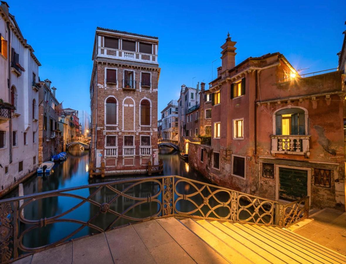 Ca Zulian Amazing Canal View Apartment Benátky Exteriér fotografie